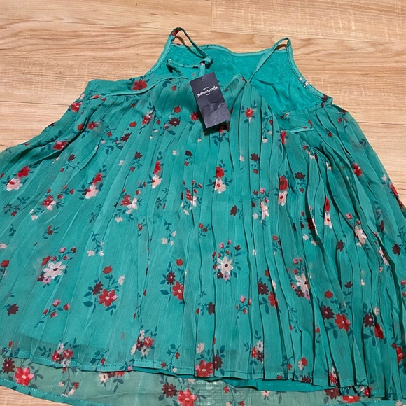 NEW Abercrombie Kids 15/16 Sleeveless Top New with Tags! - Picture 3 of 5